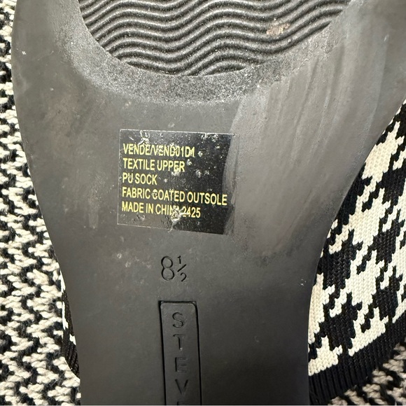 Steve Madden Black and White Houndstooth Mules - Picture 6 of 10